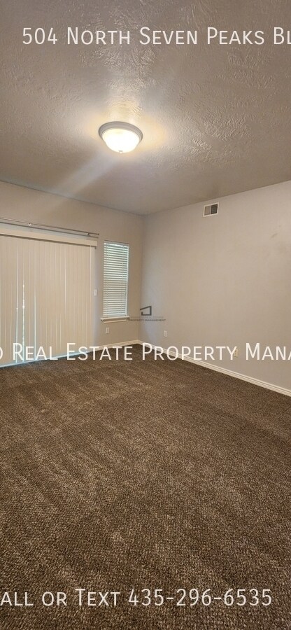 Building Photo - 504 N Seven Peaks Blvd