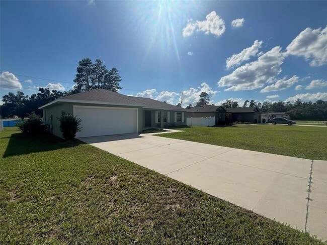 Building Photo - 2840 SW 147 St