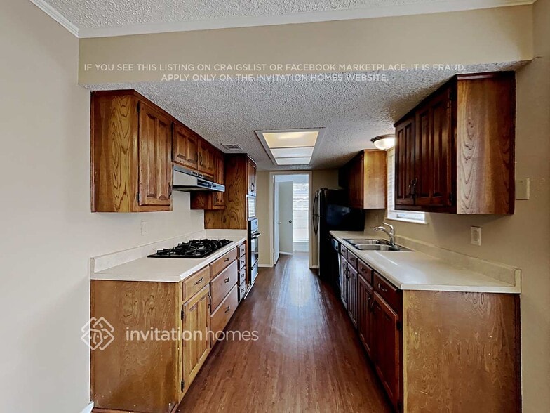 Building Photo - 4613 Bayberry Ln