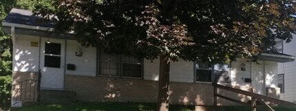 Building Photo - 1300-1302 Circle Terrace Blvd, NE