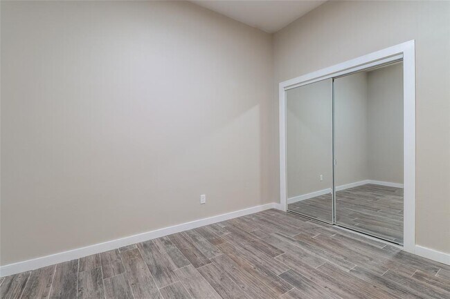 Building Photo - 11357 Paradise Out Ln