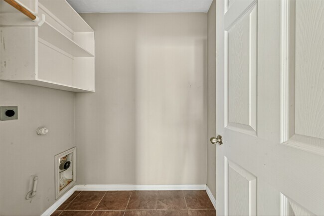 Building Photo - 16919 Creek Mountain Dr