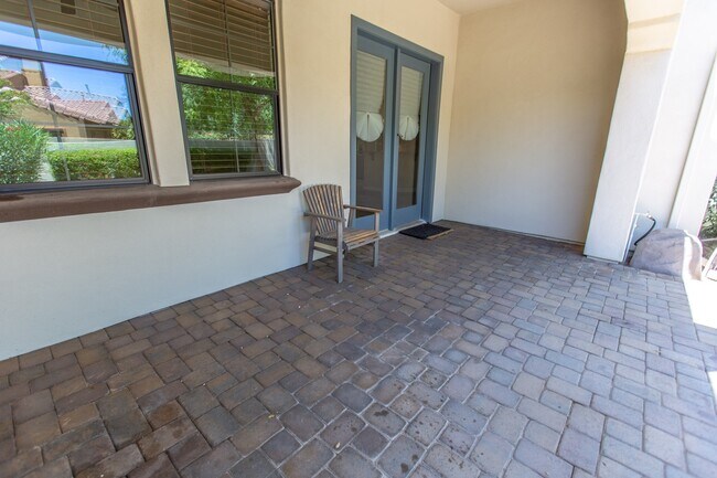 Building Photo - 4700 S Fulton Ranch Blvd