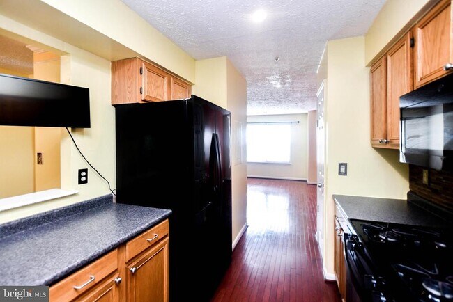 Building Photo - 7234 Tamo Ct