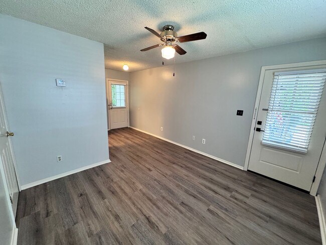 Building Photo - 1309C Access Road