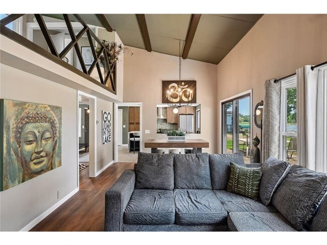 Building Photo - 5636 Twin Lake Terrace N