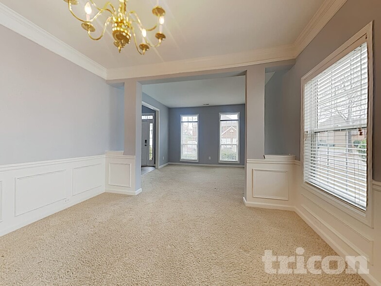 Building Photo - 7568 Cole Ln