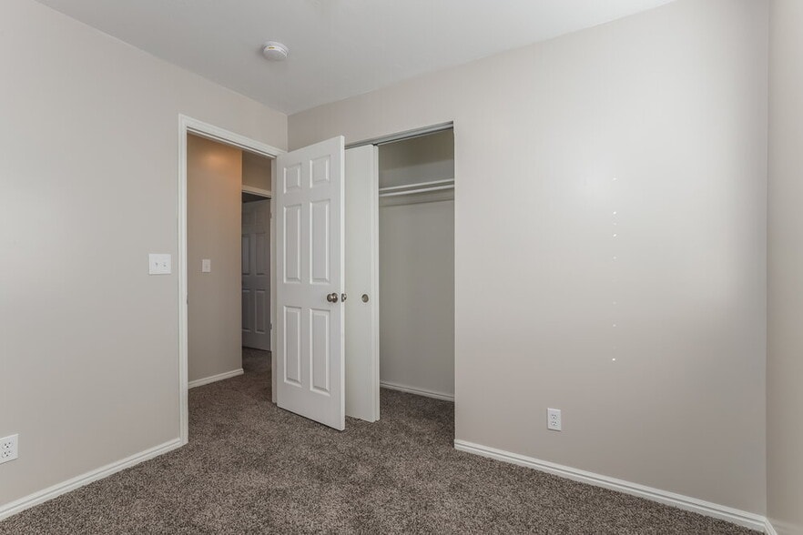 Building Photo - 8492 Merrick Ct