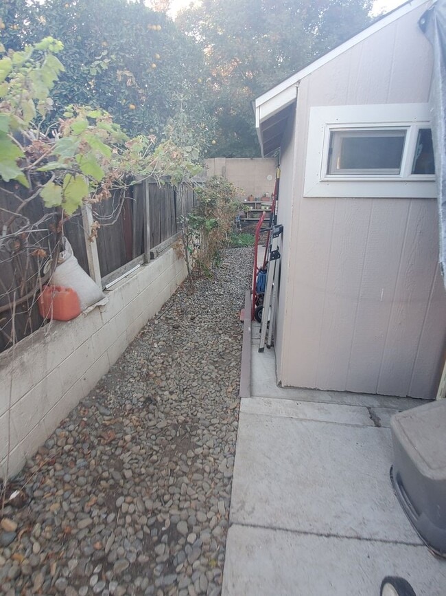 Building Photo - For Rent – Cozy ADU Near Downtown!