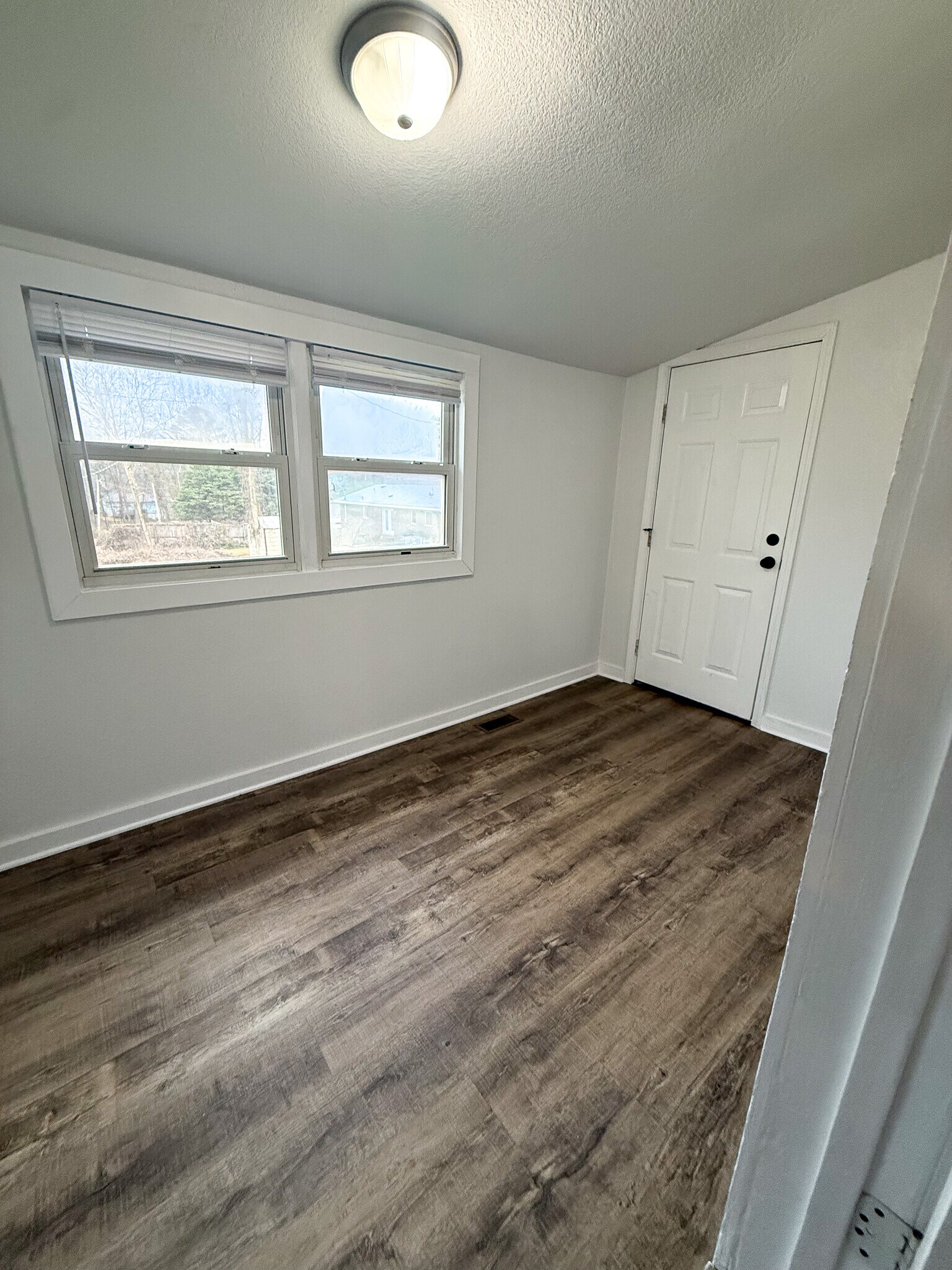 Building Photo - 517 Woodward Ave