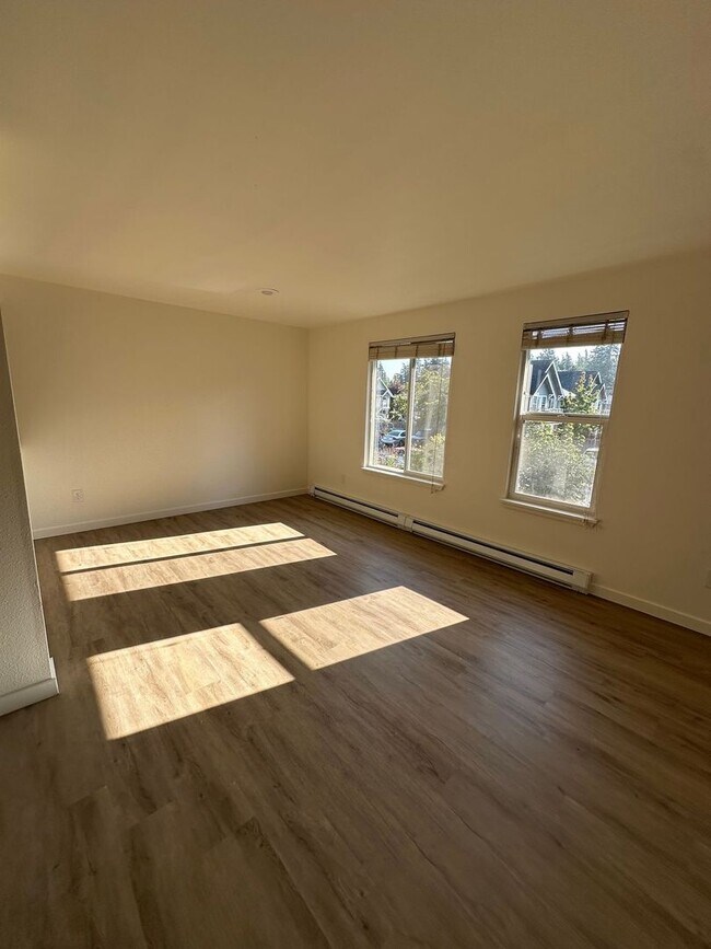 Interior Photo - Glacier Park Apartments