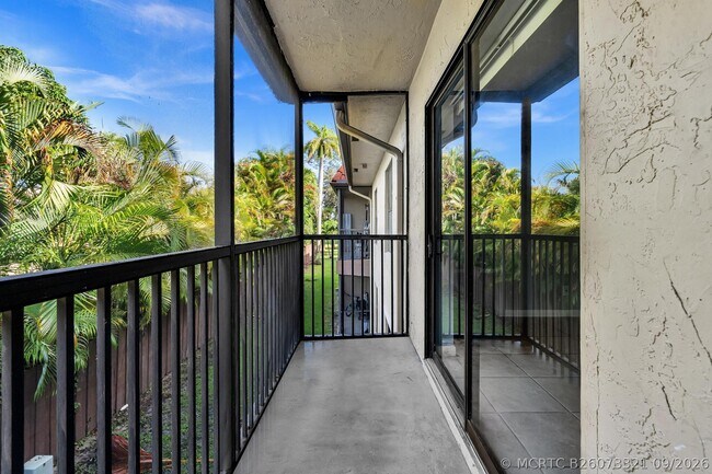 Building Photo - 21904 Lake Forest Cir