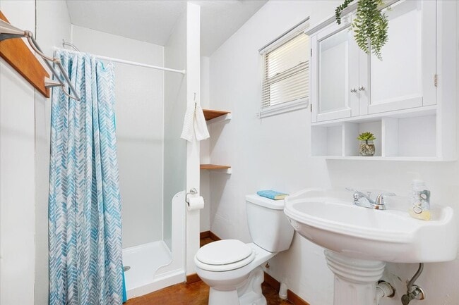 Building Photo - 11357 Gil Rodriguez Lp W