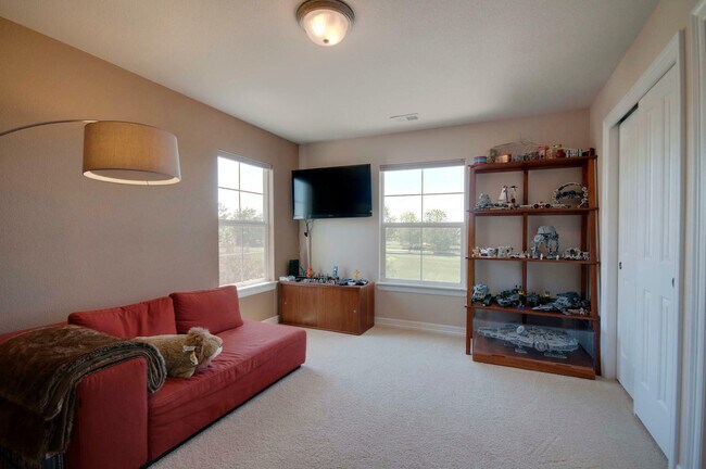 Building Photo - 2809 Eagle Dr