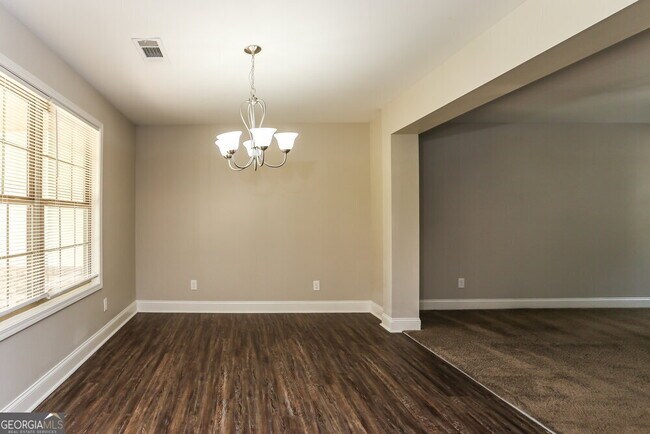 Building Photo - 113 Colony Park Ln