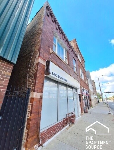Building Photo - 4343 W North Ave
