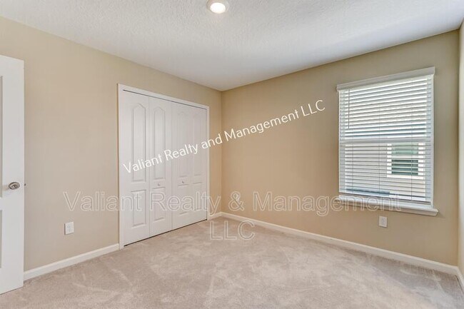Building Photo - 1325 Salt Ridge Ave