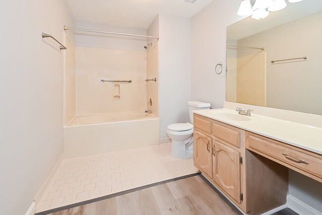 Building Photo - 8400 Kimberly Rose Dr