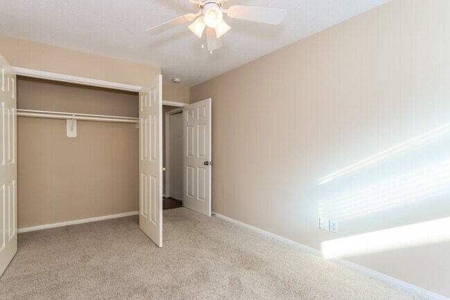 Building Photo - 3223 Spring Ranch Ln