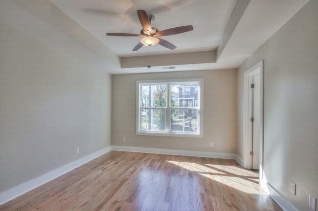 Building Photo - 1710 Nubell St