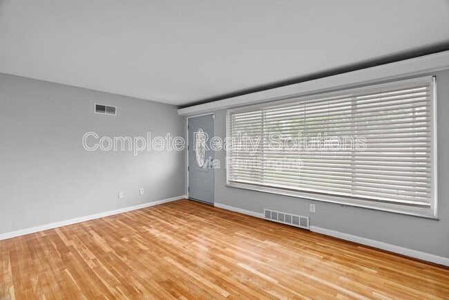 Building Photo - 1343 82nd Blvd