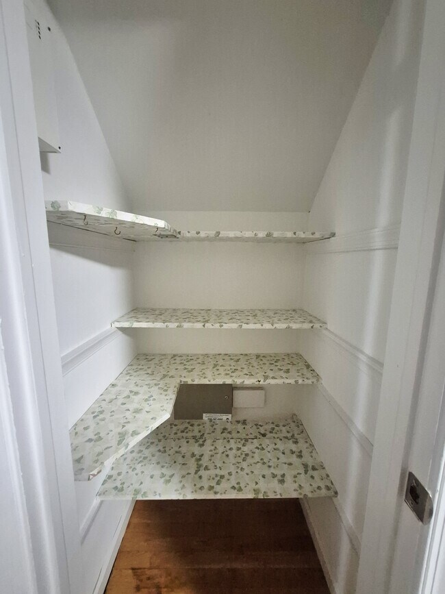 Building Photo - 97 Waterview Dr