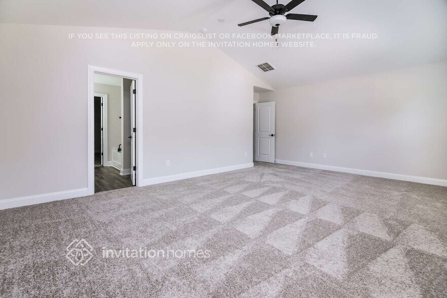 Building Photo - 502 Azalea Gaze Dr