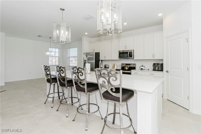 Building Photo - 5680 Melbourne Ct
