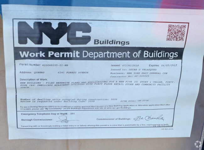 Building Photo - 6241-6249 Forest Ave