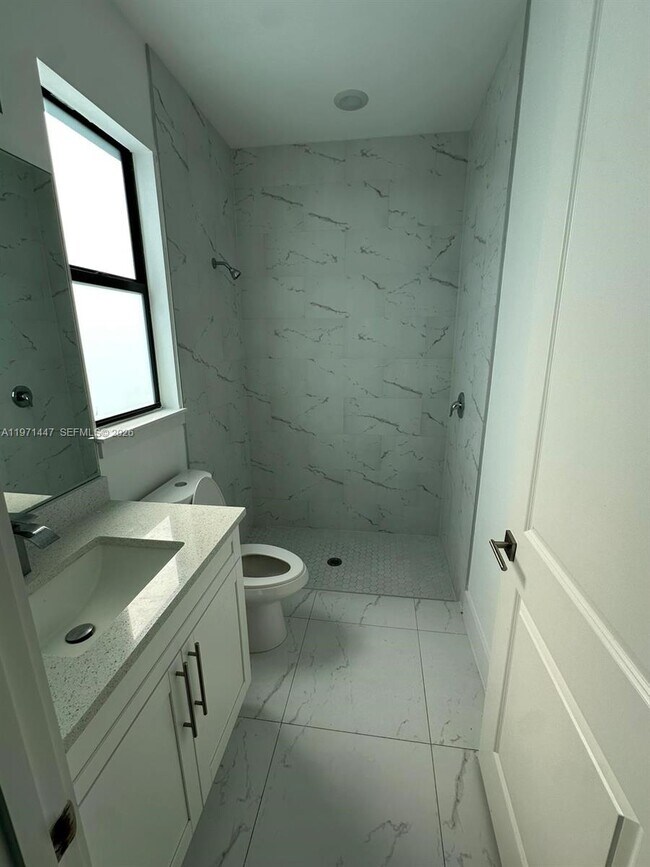 Building Photo - 4662 26th St