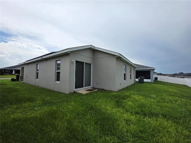 Building Photo - 424 Capri Way