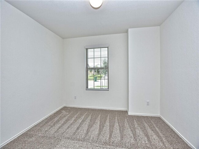 Building Photo - 21413 Wilmiller Ln