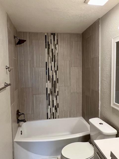 Building Photo - 1370 Del Rosa Way