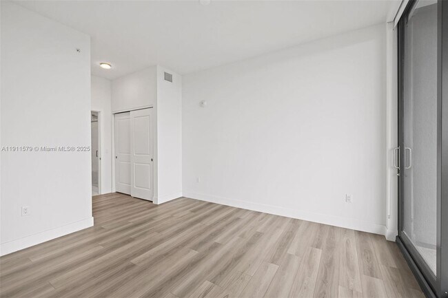 Building Photo - 101 Diplomat Pkwy