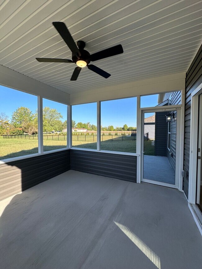 Building Photo - Spacious 4-Bedroom Single-Family Home in W...