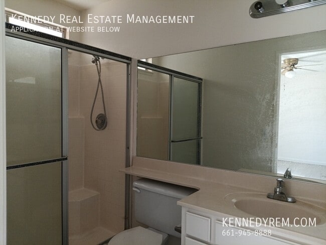 Building Photo - 1822 W Ave K9