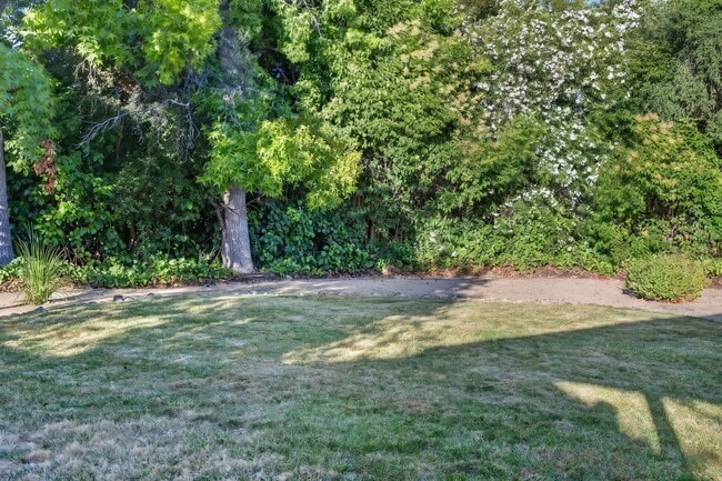 Building Photo - Single-Story Walnut Creek Home Near Top-Rated Schools, BART & Shopping