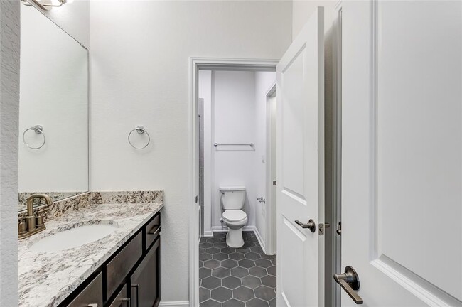 Building Photo - 5029 Carsoli Ln