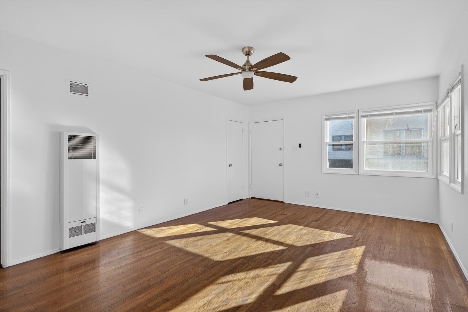 Building Photo - 525 Chestnut Ave