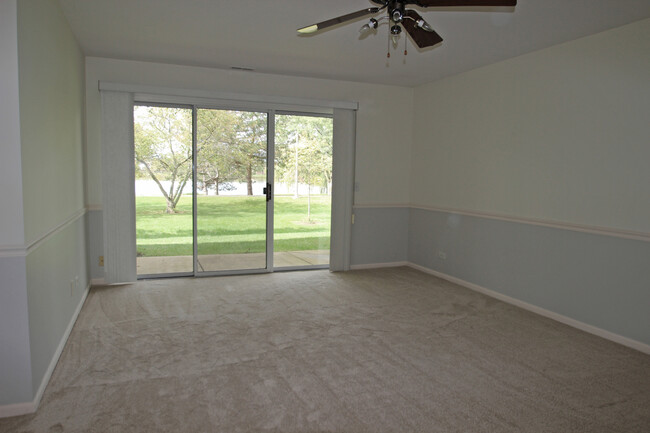 Building Photo - 1218 N Streamwood Ln