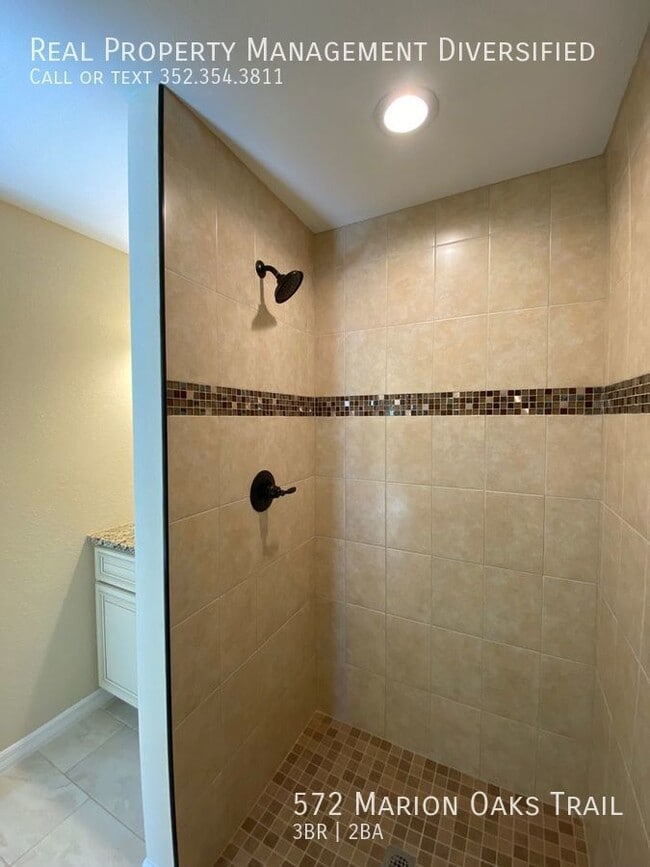 Building Photo - 572 Marion Oaks Trail