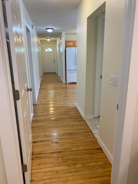 Building Photo - 3761 N Four Mile Rd