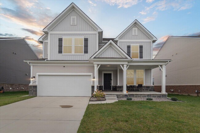 Primary Photo - 737 Haywood Dr
