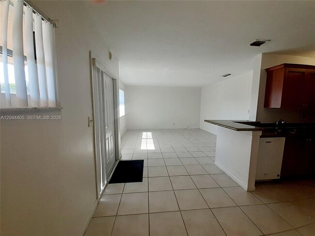 Building Photo - 11447 NW 42nd St