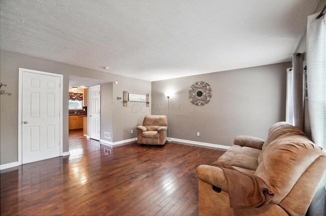 Building Photo - 5710 English Rose Dr