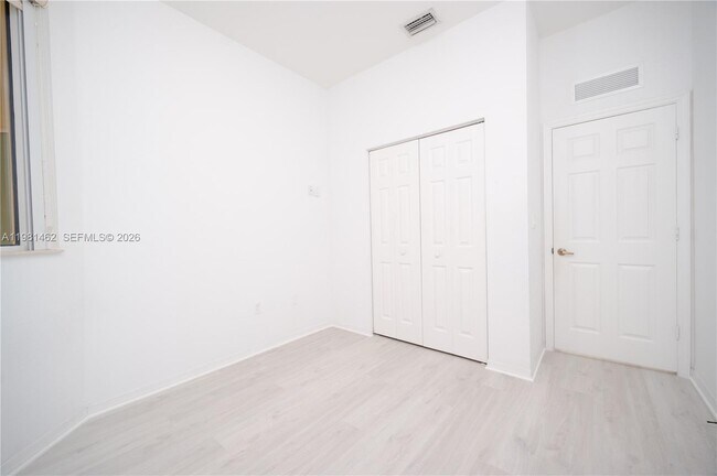 Building Photo - 10885 NW 89th Terrace