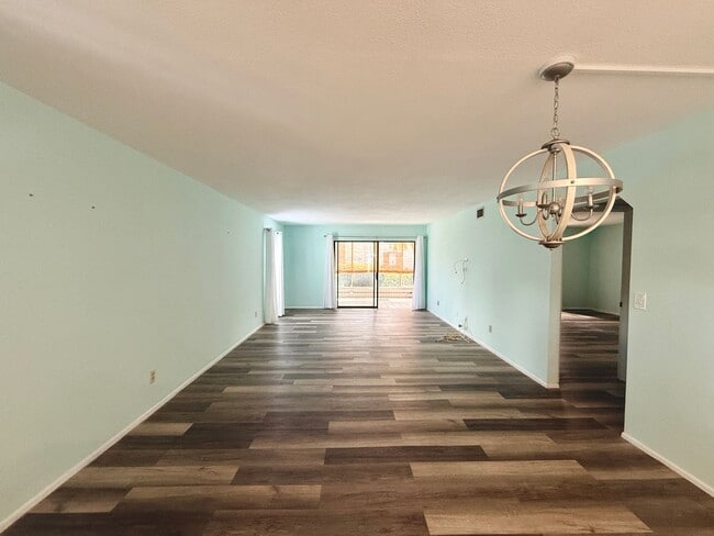 Building Photo - You Will LOVE this Ground Floor 2 Bedroom - Water Included (55+ Community)