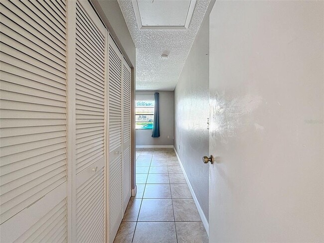 Building Photo - 7116 Barclay Ave