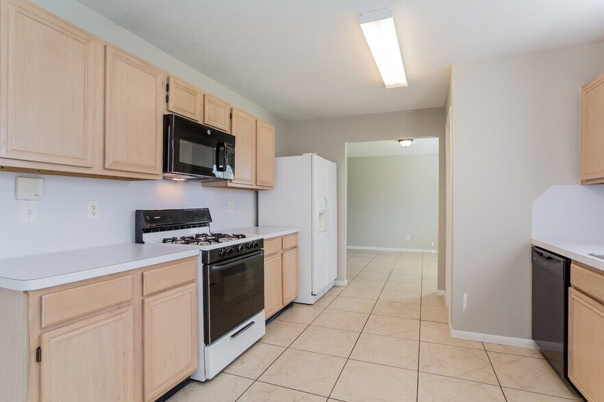 Building Photo - 18026 Imber Forest Ln