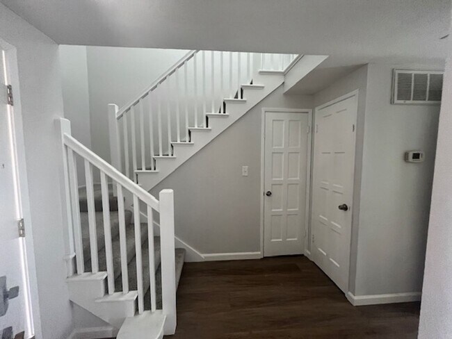 Building Photo - Pleasanton Home for Rent